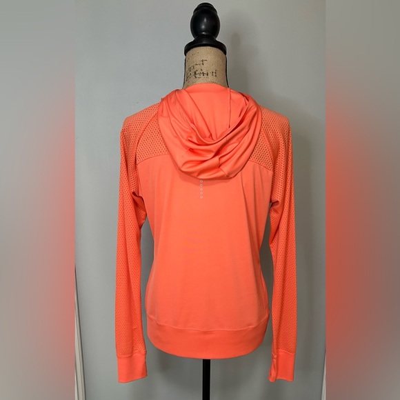 Nike running Shirt - Picture 4 of 8